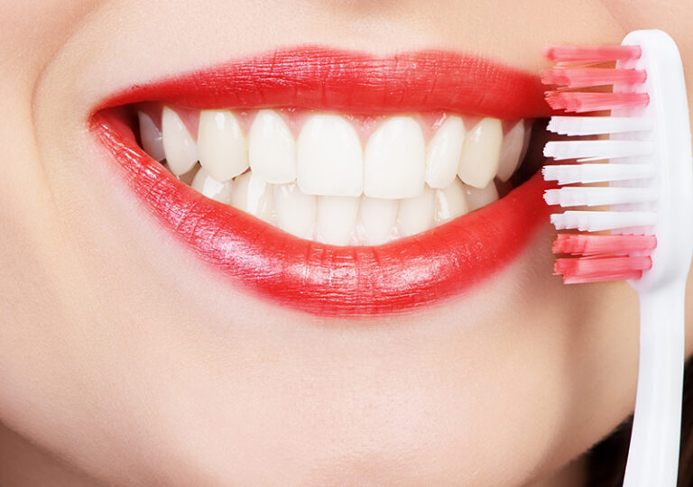 Lee más sobre el artículo La periodontitis: La enfermedad silenciosa
