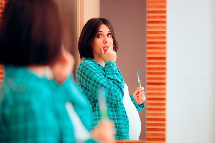 Lee más sobre el artículo Los problemas dentales más comunes durante el embarazo