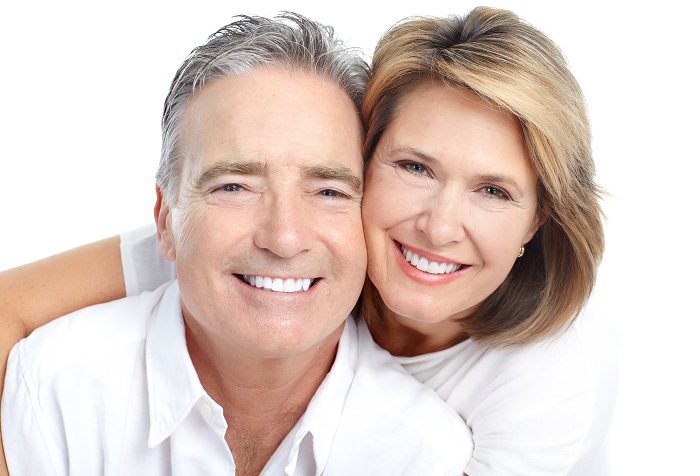 Lee más sobre el artículo Las fases del tratamiento con implantes dentales