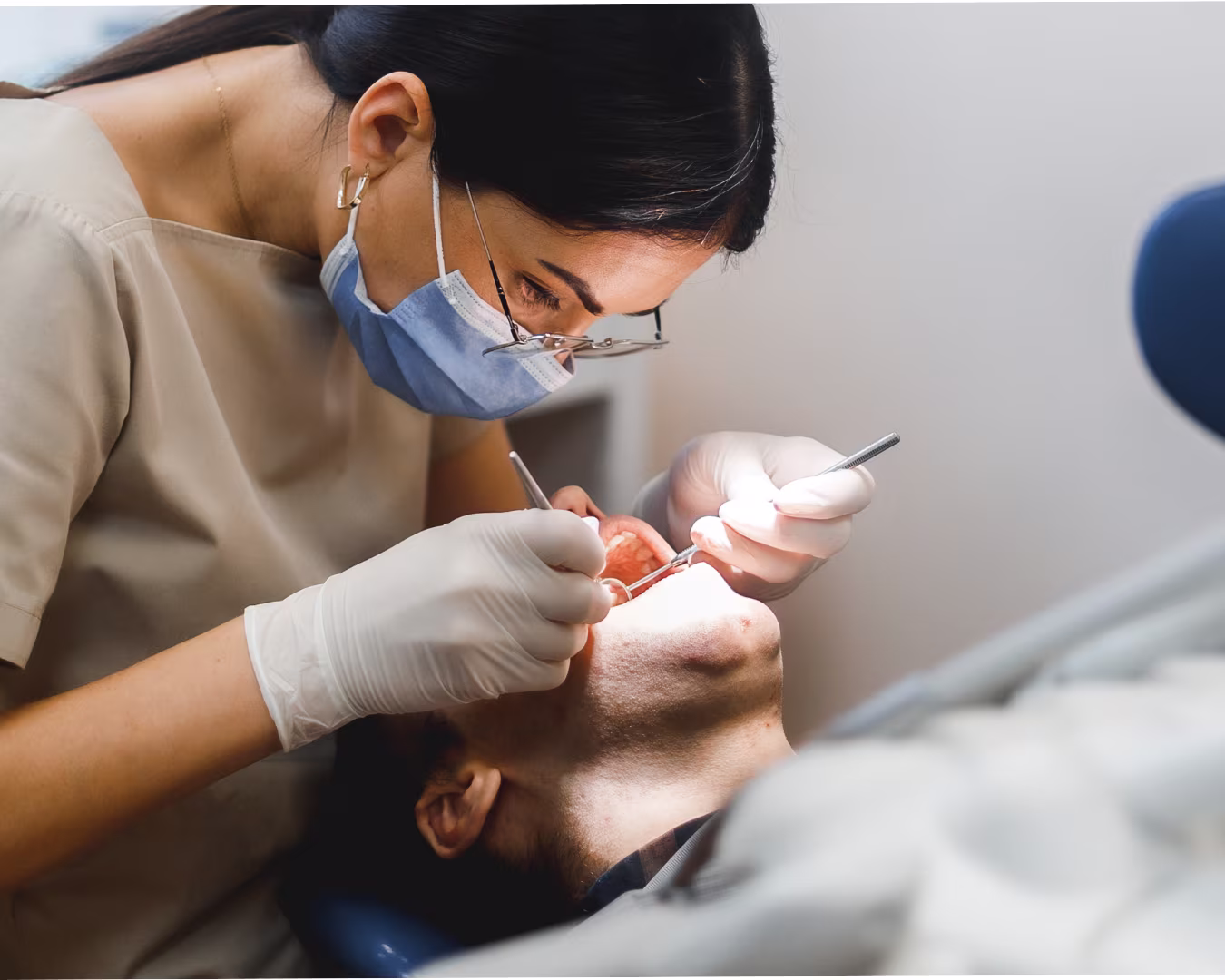 Actualment esteu veient Tot el que has de saber abans de fer-te una neteja dental